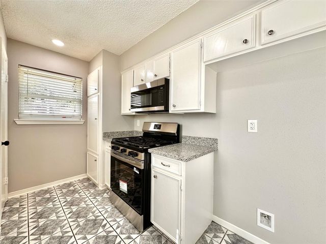 7002 Sandswept Lane, Houston, TX 77086
