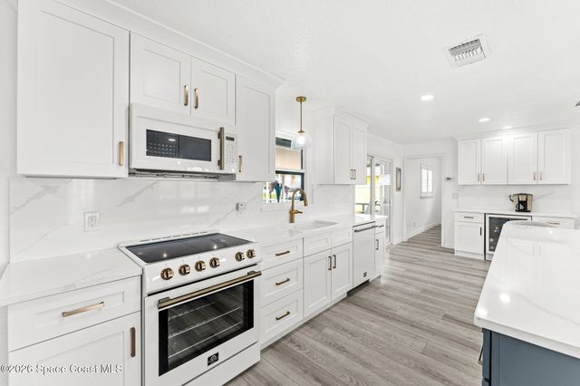 360 Diana Boulevard, Merritt Island, FL 32953