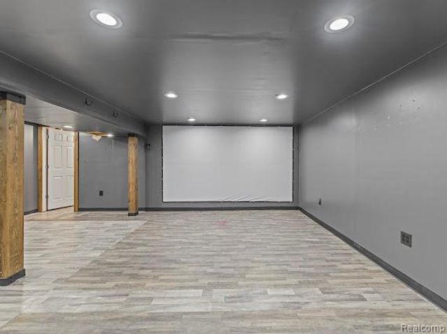 22260 Samuel Street, Taylor, MI 48180