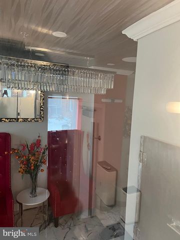 1500 E CAPITOL ST NE, Washington, DC 20003