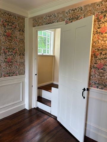41 North Great Rd 41, Lincoln, MA 01773