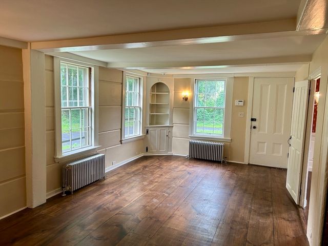 41 North Great Rd 41, Lincoln, MA 01773