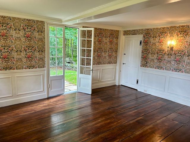 41 North Great Rd 41, Lincoln, MA 01773