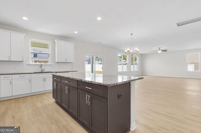 206 Daniel Trent Way, Kingsland, GA 31548