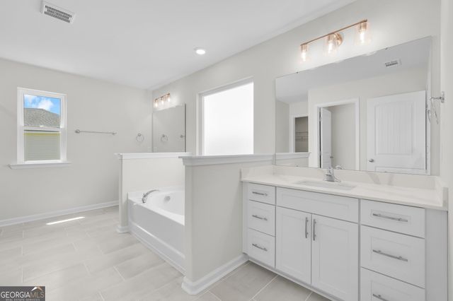 206 Daniel Trent Way, Kingsland, GA 31548