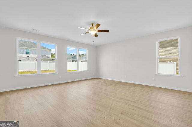 206 Daniel Trent Way, Kingsland, GA 31548