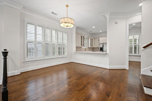 1918 Greenwich Terrace Drive, Houston, TX 77019