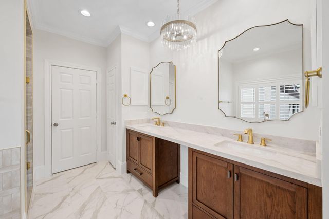 1918 Greenwich Terrace Drive, Houston, TX 77019