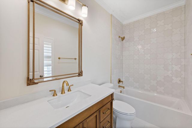 1918 Greenwich Terrace Drive, Houston, TX 77019