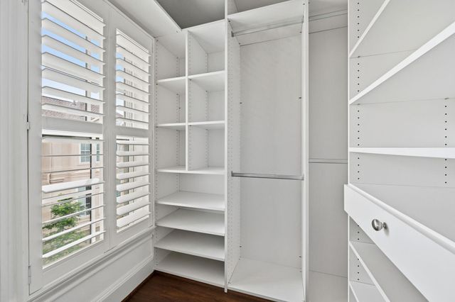 1918 Greenwich Terrace Drive, Houston, TX 77019