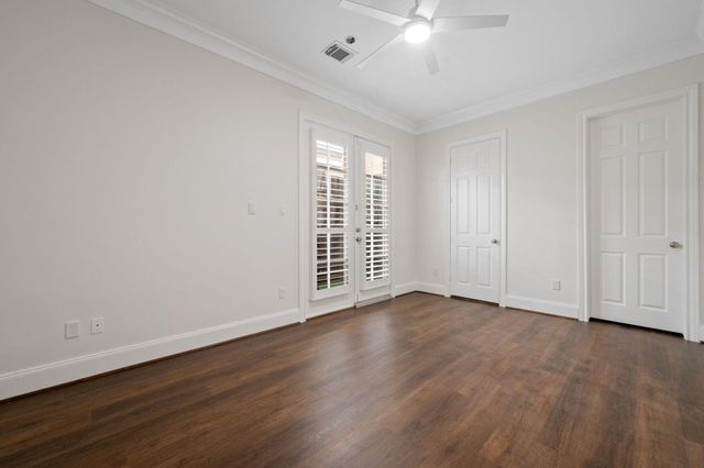 1918 Greenwich Terrace Drive, Houston, TX 77019