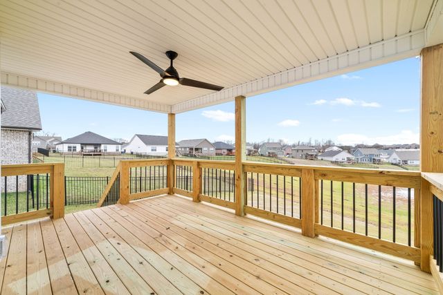 937 Bankside Dr, Clarksville, TN 37043