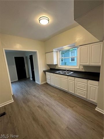 1753 Alcoy Road, Cleveland, OH 44112