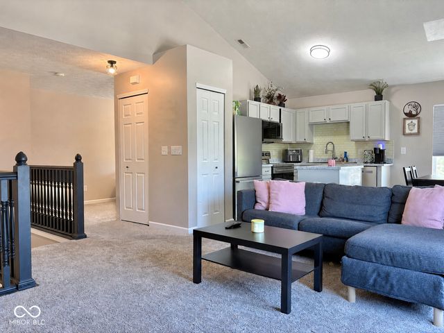 12245 Pebble Street UNIT 600, Fishers, IN 46038