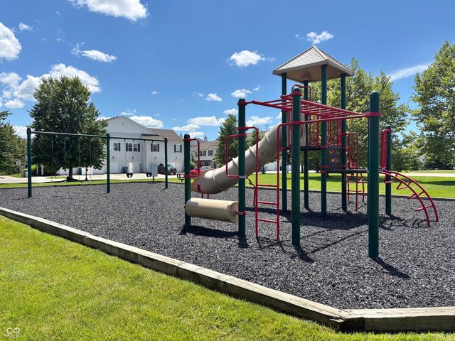 12245 Pebble Street UNIT 600, Fishers, IN 46038