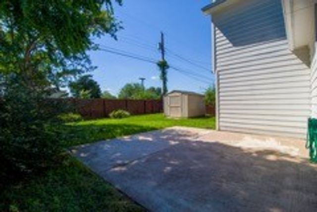 610 Lemons Street, Cedar Hill, TX 75104