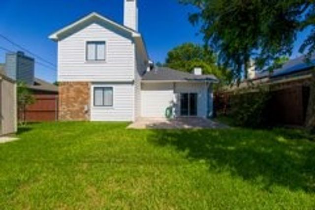 610 Lemons Street, Cedar Hill, TX 75104
