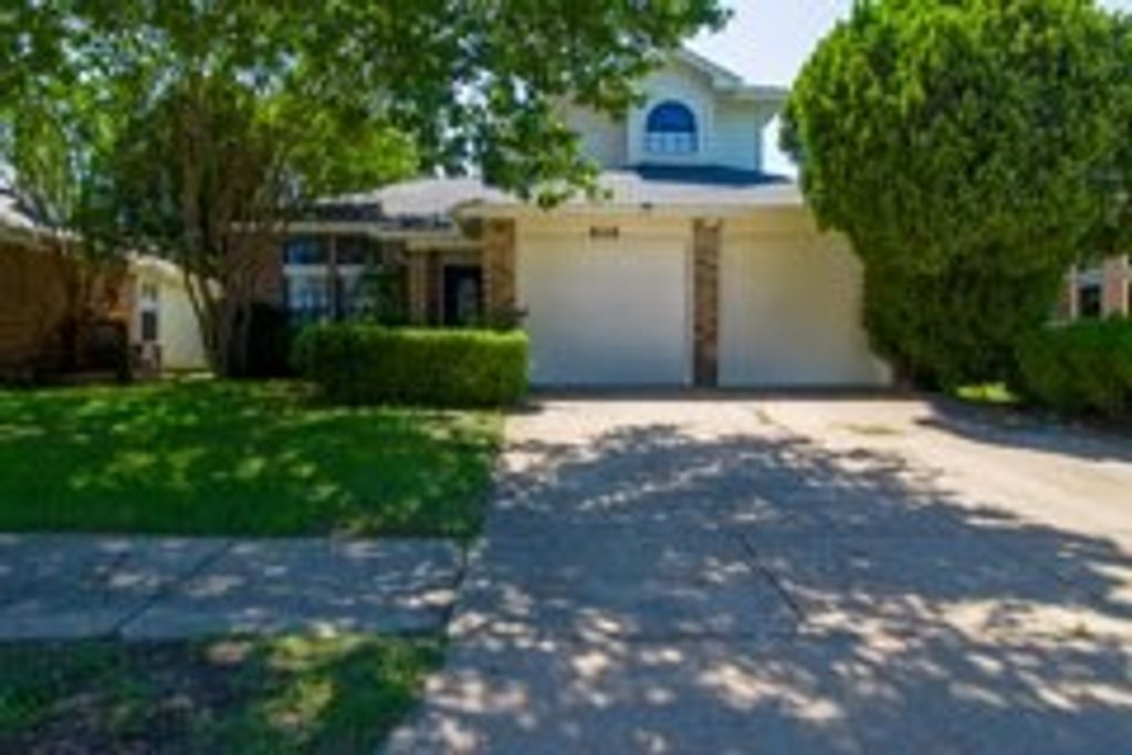 610 Lemons Street, Cedar Hill, TX 75104