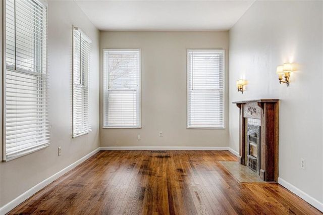 31 S COX ST, Memphis, TN 38104