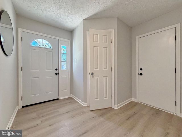 6903 CARIBOU CT, Waldorf, MD 20603