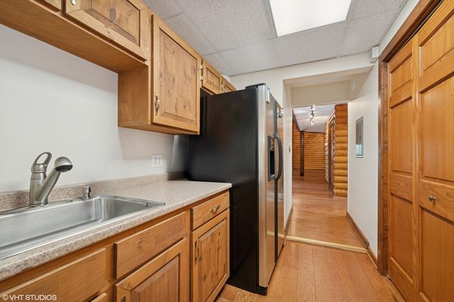 153 Algonquin Road, Barrington Hills, IL 60010