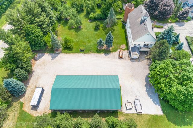 153 Algonquin Road, Barrington Hills, IL 60010