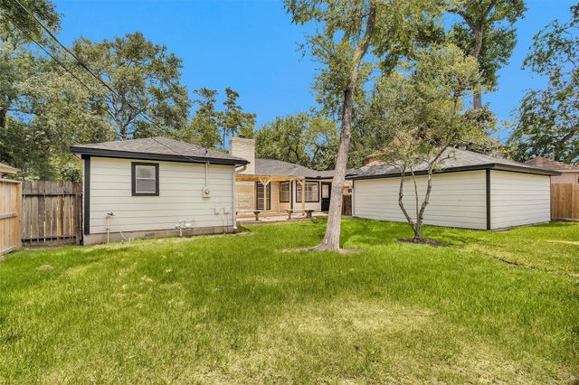 7911 Heathrow Lane, Spring, TX 77379