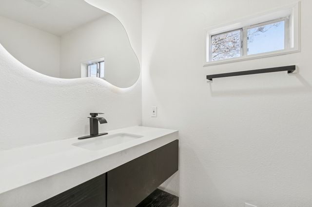 3716 Ovid Avenue, Dallas, TX 75224