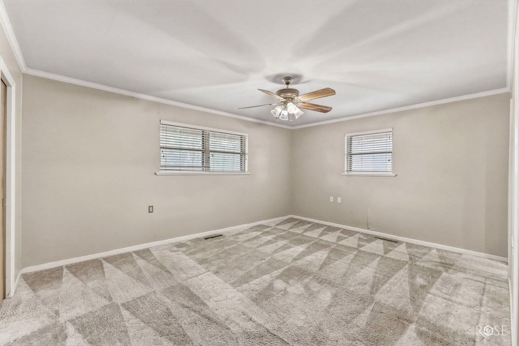 Image 16 of property listing at 2504 Douglas Drive, San Angelo, TX 76904