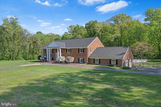 40719 WOODSIDE PL, Leesburg, VA 20175