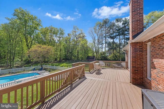 40719 WOODSIDE PL, Leesburg, VA 20175
