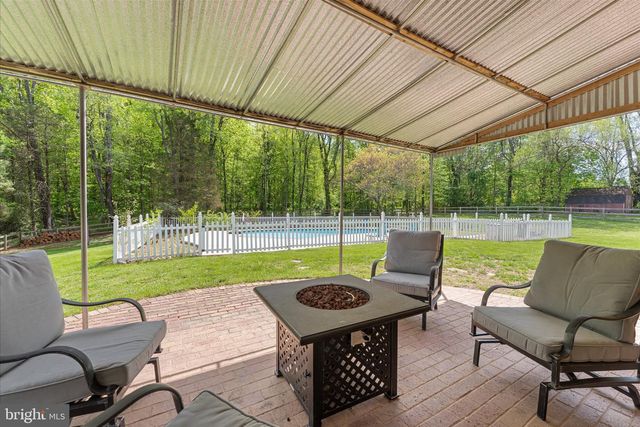 40719 WOODSIDE PL, Leesburg, VA 20175