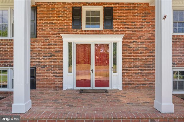 40719 WOODSIDE PL, Leesburg, VA 20175