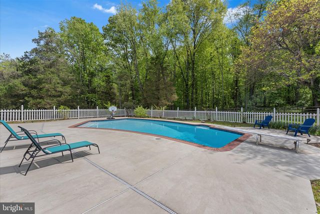 40719 WOODSIDE PL, Leesburg, VA 20175