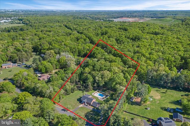 40719 WOODSIDE PL, Leesburg, VA 20175