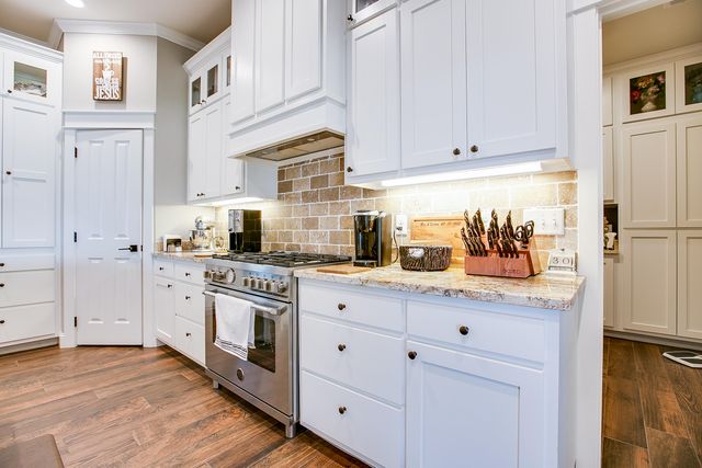 4525 Old Stone Drive, San Angelo, TX 76904