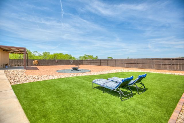 4525 Old Stone Drive, San Angelo, TX 76904