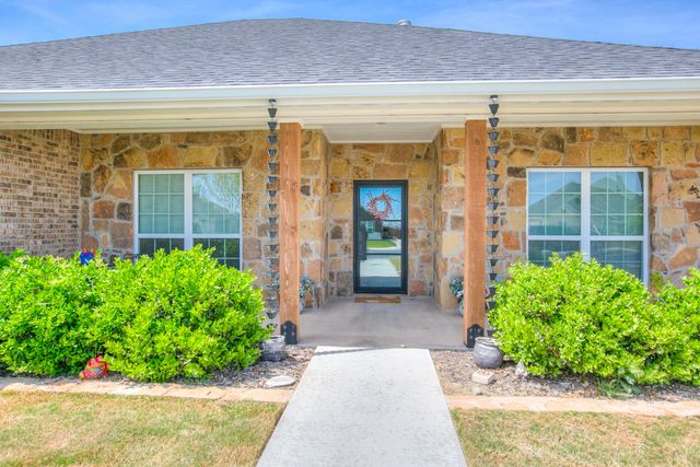 4525 Old Stone Drive, San Angelo, TX 76904