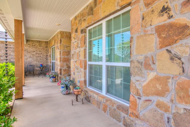 4525 Old Stone Drive, San Angelo, TX 76904