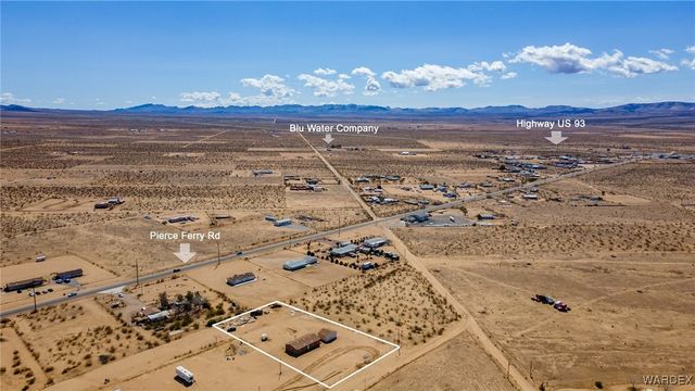 8980 W Mission Lane, Dolan Springs, AZ 86441