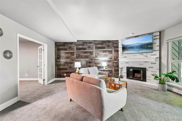 6305 W 6th Avenue D10, Denver, CO 80214