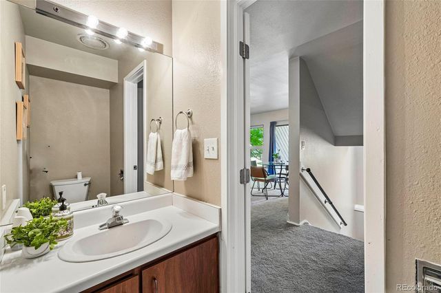 6305 W 6th Avenue D10, Denver, CO 80214