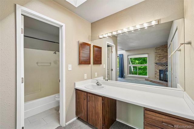 6305 W 6th Avenue D10, Denver, CO 80214