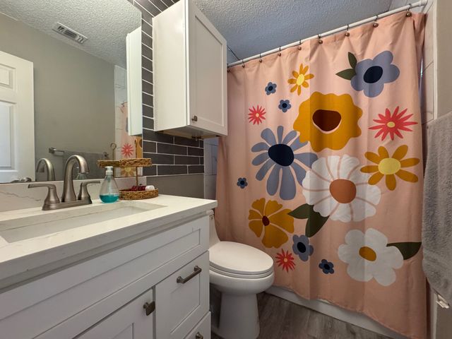 4105 Wheelwright Drive, Garland, TX 75044