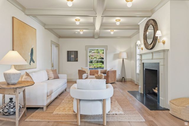 518 E 11TH AVE, Salt Lake City, UT 84103