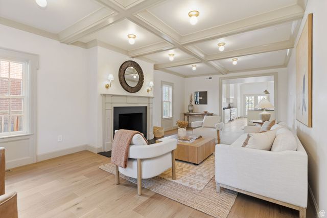 518 E 11TH AVE, Salt Lake City, UT 84103