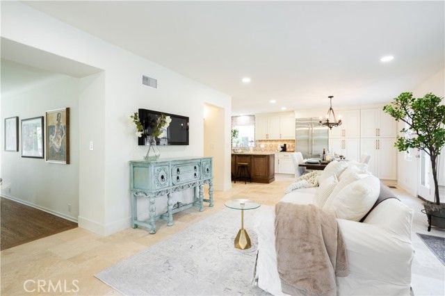 1299 Boston, Altadena, CA 91001