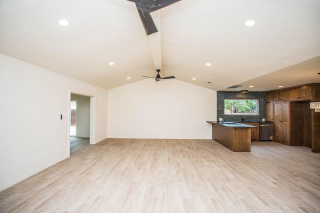 3502 77th Drive, Lubbock, TX 79423