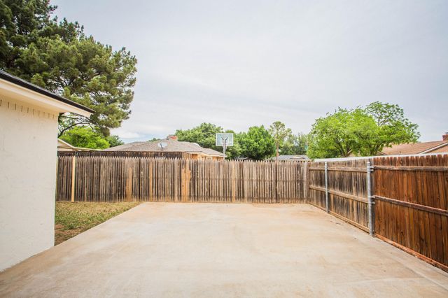 3502 77th Drive, Lubbock, TX 79423