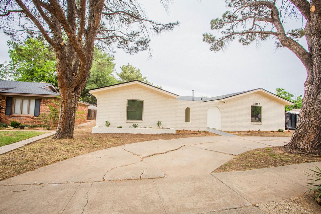 3502 77th Drive, Lubbock, TX 79423